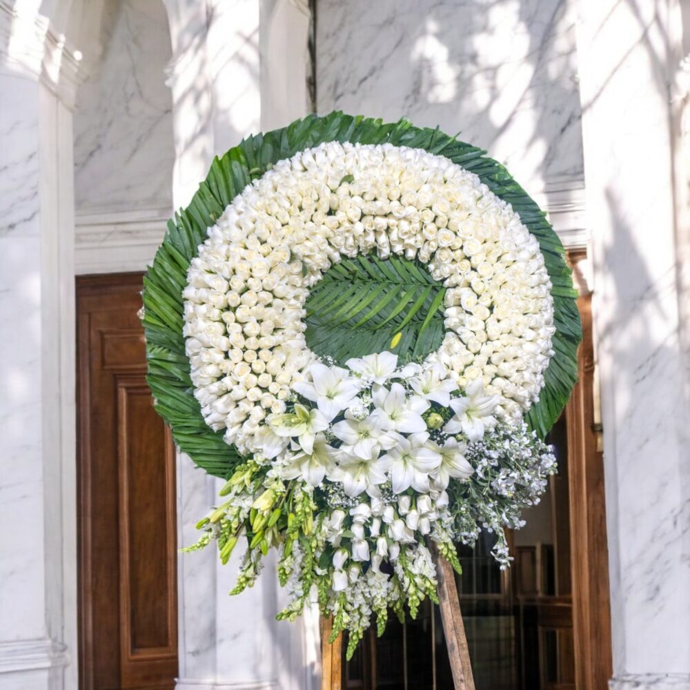 Corona Fúnebre Tributo Blanco Eterno