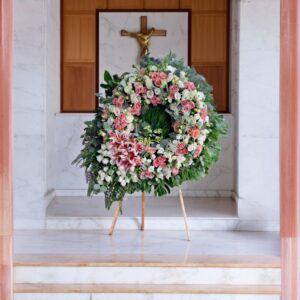 Corona Funebre Tributo Acapulco en Tripié