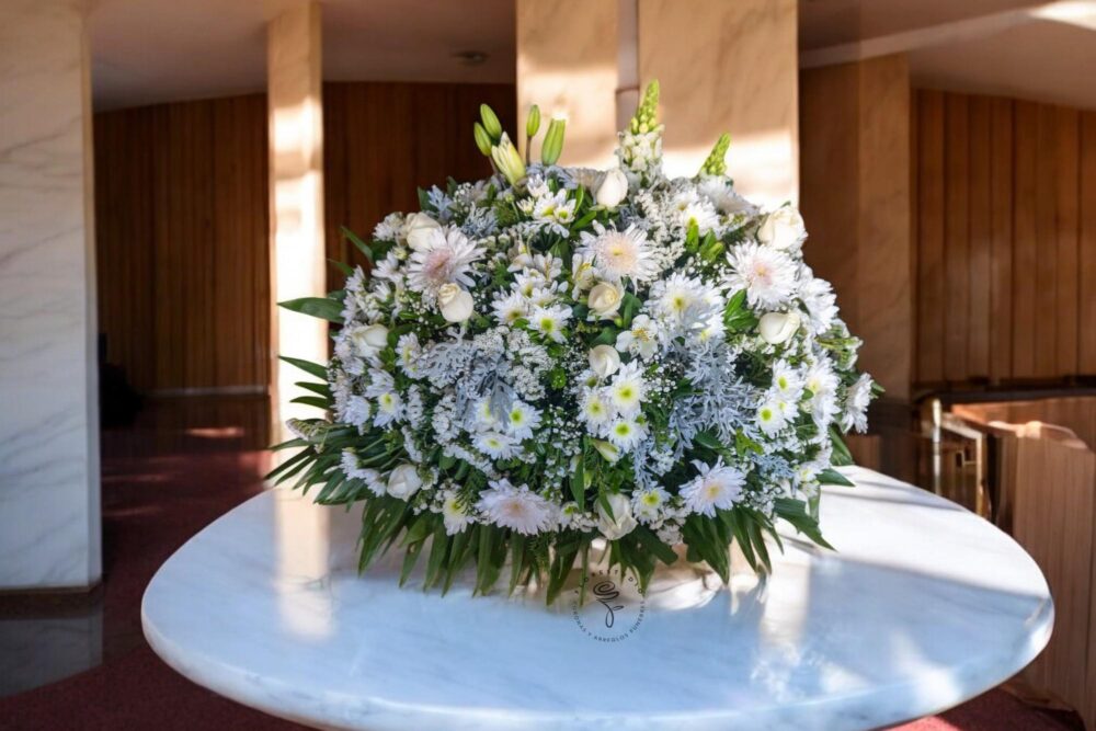 Cubre Caja Funebre Jardín de Luz